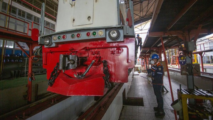 Jelang Mudik Lokomotif Kereta Api Dipastikan Prima