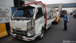 Penampakan 7 Mobil Terlibat Kecelakaan Beruntun di GT Halim Utama