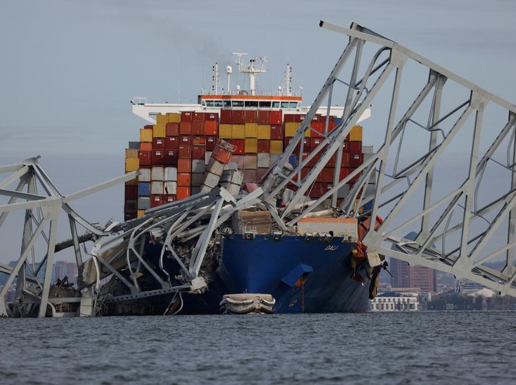 Penampakan Jembatan Baltimore AS Ambruk Ditabrak Kapal Kargo