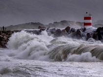 Awas Gelombang Tinggi hingga 4 Meter di Perairan Gunungkidul-Bantul