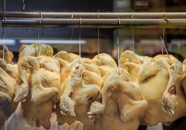 Jual Nasi Ayam Rp 13 Ribu, Pedagang Ini Mengaku Tak Cari Untung