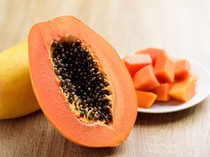 5 Kelompok Orang Ini Tak Disarankan Makan Pepaya, Kenapa Ya?