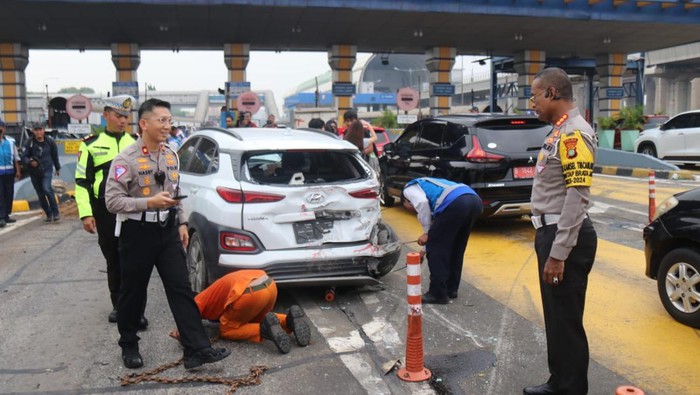 Serangkaian Tabrakan Beruntun: Truk Terlibat dalam Insiden di Gerbang Tol Halim