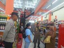 Awas! Produk Makanan-Kosmetik Kedaluwarsa Beredar di Labuan Bajo Jelang Lebaran