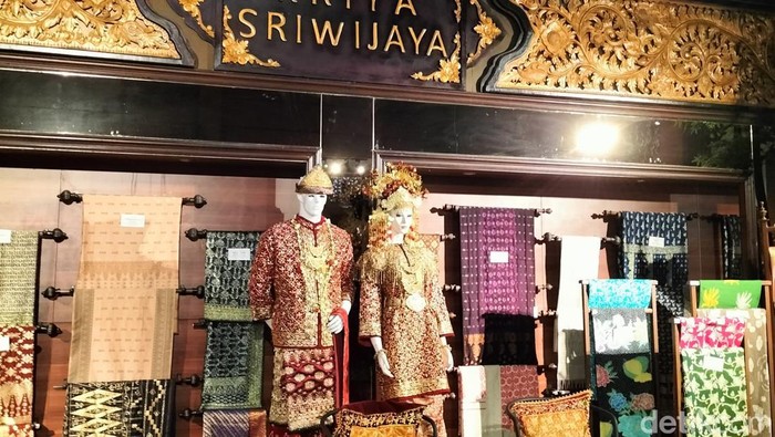 Produk UMKM yang dipamerkan di Kriya Sriwijaya Ramadan Sale.