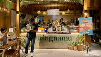 Di Depok, ada banyak pilihan kafe dan coffeeshop untuk nongkrong. Salah satu pilihan populernya, Ruangnamu Coffee & Eatery yang beralamat di Jl. Ciliwung No.10, RW.1, Margonda. Foto: Andi Annisa DR/detikfood