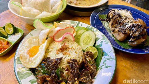 Buka Puasa di Coffeeshop Depok Ini Ada Nasi Jeruk Paru dan Gultik Sedap