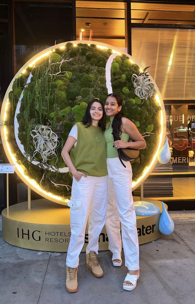 Berita tentang putusnya pasangan influencer media sosial Sufi Malik dan Anjali Chakra menjadi viral di media sosial. Keduanya mengumumkan pembatalan pernikahan mereka beberapa hari sebelum upacara tersebut dilaksanakan.Foto: Instagram @sufi.sun