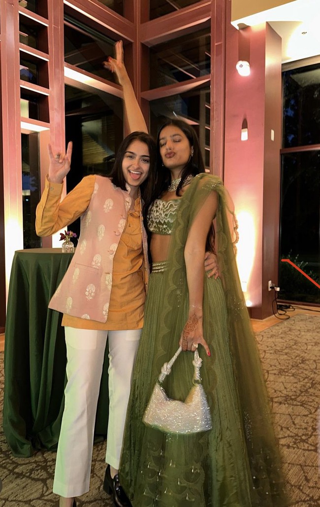 Sufi Malik adalah wanita asal Pakistan yang tinggal di New York. Sementara Anjali adalah wanita keturunan India yang berdomisili di San Francisco. Foto: Instagram @sufi.sun