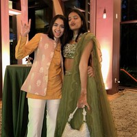 Sufi Malik adalah wanita asal Pakistan yang tinggal di New York. Sementara Anjali adalah wanita keturunan India yang berdomisili di San Francisco. Foto: Instagram @sufi.sun