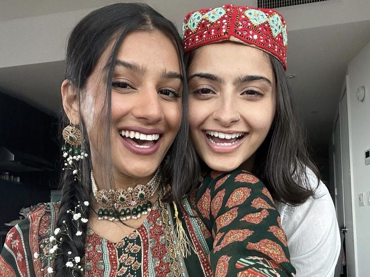 Foto: Pasangan Influencer Lesbian yang Kontroversial Batal Menikah