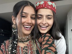 Foto: Pasangan Influencer Lesbian yang Kontroversial Batal Menikah