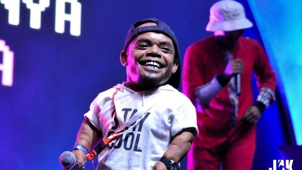 Cerita Ucok Baba Jatuh ke Tong Sampah saat Ambil Uang di ATM