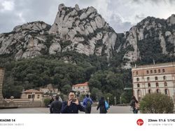 Adu Kamera Xiaomi 14 Vs iPhone 15, Oke Mana?