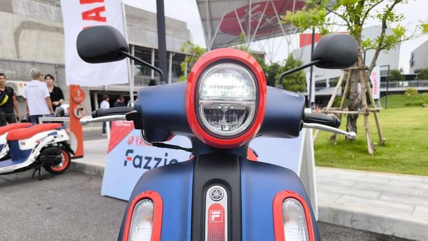 Yamaha Fazzio x Fila di Thailand.