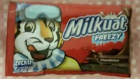 Terakhir ini produk jajanan yang terancam punah atau bahkan sudah tak diproduksi lagi, yaitu susu beku merek Milkuat.  Foto: Site/Pool