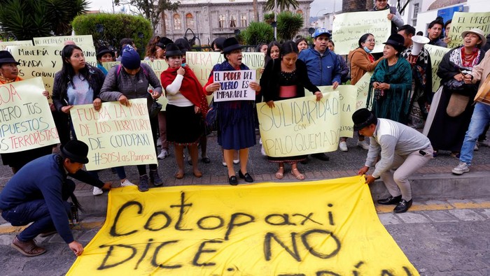 Members of Indigenous organizations from the province of Cotopaxi protest against mining in their territories, in Latacunga, Ecuador March 27, 2024. REUTERS/Karen Toro