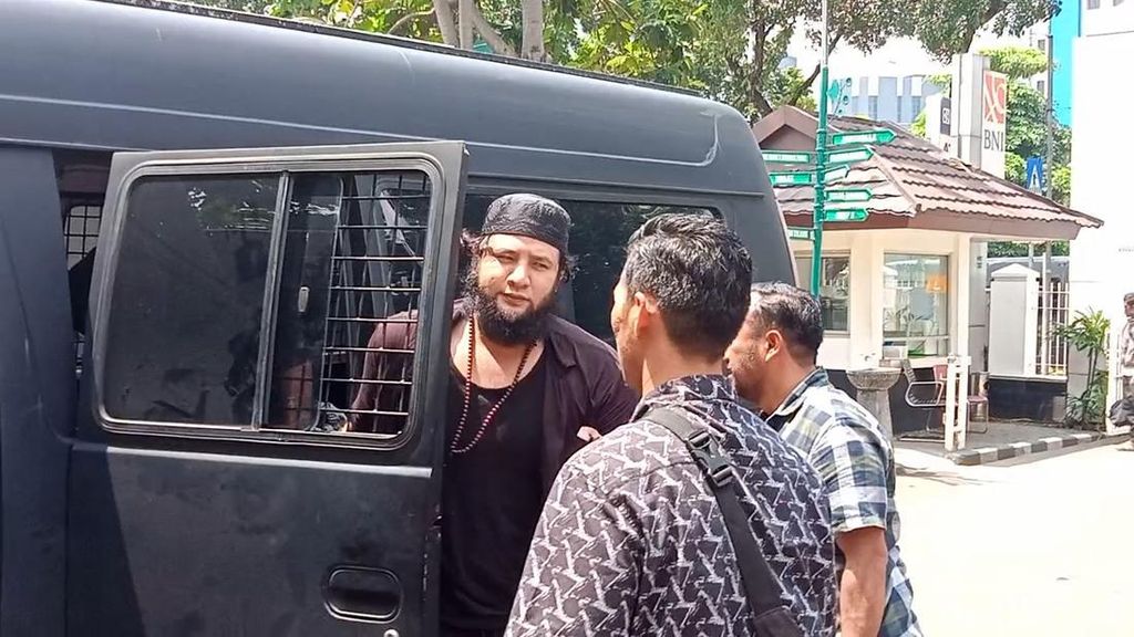 Quattrick! Ammar Zoni Berlangganan Kasus Narkoba