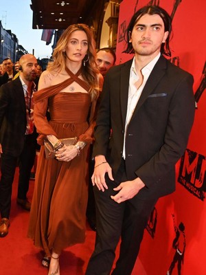 Intip 5 Nama yang Jadi Wali Baptis Anak Selebritas Hollywood