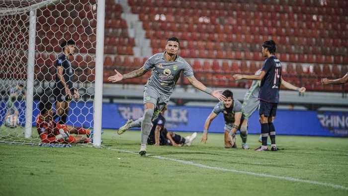Arema FC vs Persebaya