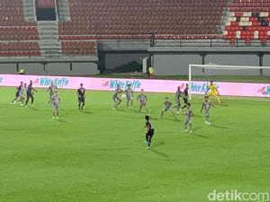Arema Keok 0-1 dari Persebaya, Ini Kata Widodo soal Penalti Gagal Dedik