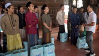 Penyaluran paket sembako ini merupakan bentuk kepedulian BTN sebagai salah satu BUMN yang bertanggung jawab dengan harapan dapat meringankan beban para korban yang terdampak bencana banjir di wilayah Jawa Tengah.