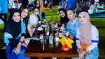 Celine Evangelista Rajin Belanja hingga Hangout Bersama Teman Artis