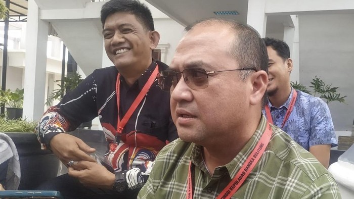 Erzaldi Rosman Djohan selesai diperiksa Kejati Babel.
