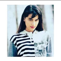 Pesona Sophia Latjuba tak pernah luntur hingga kini. Kecantikan artis berusia 53 tahun ini masih membuat banyak netizen kagum. Bahkan saat remaja penampilan Sophia Latjuba memukau. Foto: Instagram