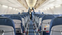 Banyak Penumpang Sakit di Penerbangan, Maskapai Langsung Cuci Pesawat