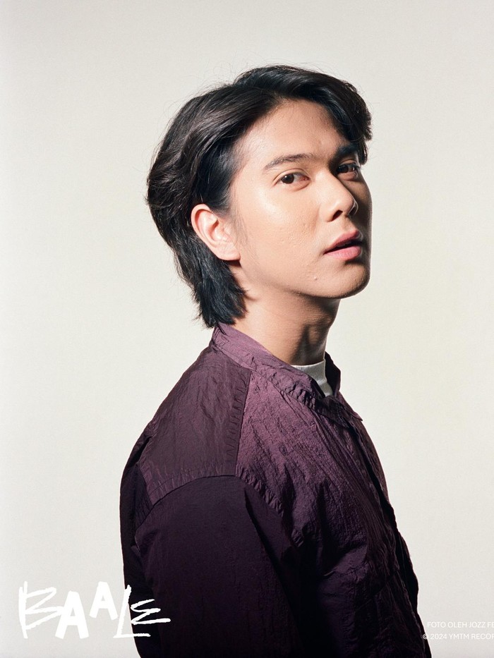 Iqbaal Ramadhan atau BAALE Iqbaal Ramadhan atau BAALE