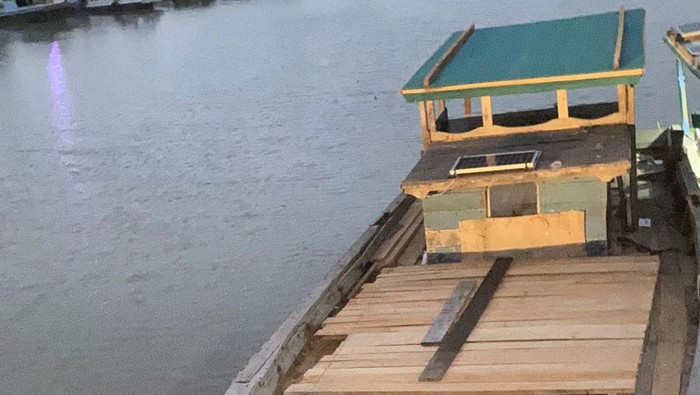Kapal yang akan digunakan untuk menyelundupkan pasir timah di Bangka Barat.