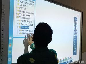 Viral MTsN 1 Pasuruan Pakai Papan Tulis Pintar Mudahkan Siswa Belajar