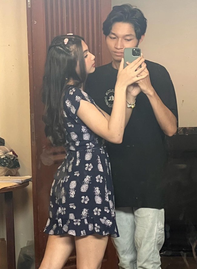 Keduanya juga tampak sudah mulai memamerkan kemesraan mereka ke publik. Kedekatan antara Kiesha dan Angelina itu lah yang kini menjadi sorotan dan banyak diperbincangkan. Foto: Instagram/@kiesha.alvaro