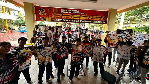 Kombes Bismo Teguh membuat program SKCK Goes to School untuk mengatasi kenakalan remaja di Bogor.