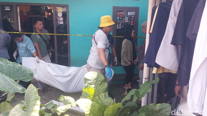 Wanita Ditemukan Tewas Bersimbah Darah di Bogor Diduga Korban Pembunuhan