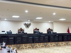 Pertimbangan MKMK Vonis Sanksi Teguran Tertulis ke Anwar Usman