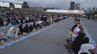 Acara buka puasa ini diikuti ribuan warga Ethiopia.  