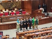 DPR Lantik Anggota PAW Pengganti Arsul Sani