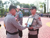 Oknum Polisi DPO Kasus Penggelapan Kendaraan Warga di Karimun Dipecat