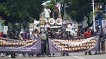 Potret Unjuk Rasa soal Jaga Independensi MK di Patung Kuda