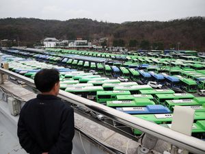 Protes soal Gaji, Sopir Bus di Seoul Mogok Kerja