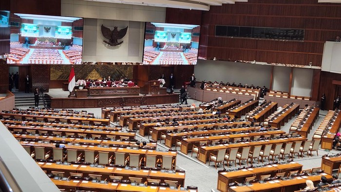 Ketua DPR Puan Maharani Pimpin Rapat Paripurna RUU DOB Papua dan RUU Desa, Dihadiri Mayoritas Anggota DPR