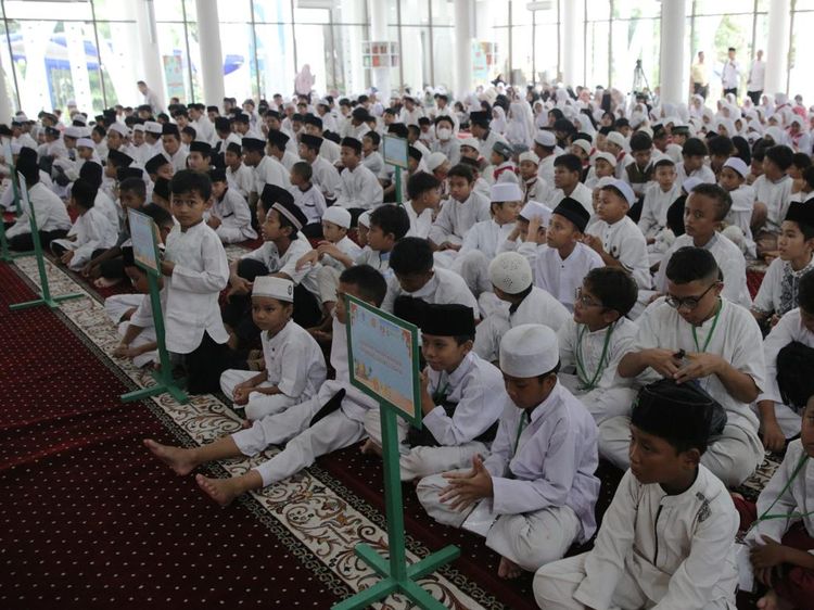 REI Jakarta Santuni Seribu Anak Yatim dan Dhuafa