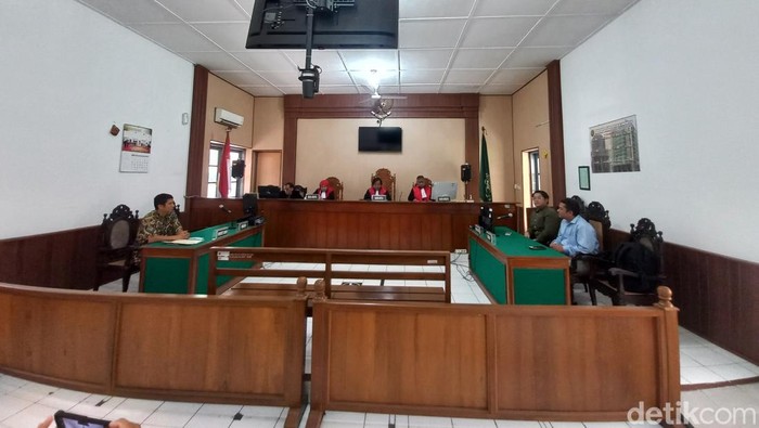 Proses persidangan gugatan waprestasi nomor 25/Pdt.G/2024/PN di Pengadilan Negeri (PN) Solo, Kamis (28/3/2024).