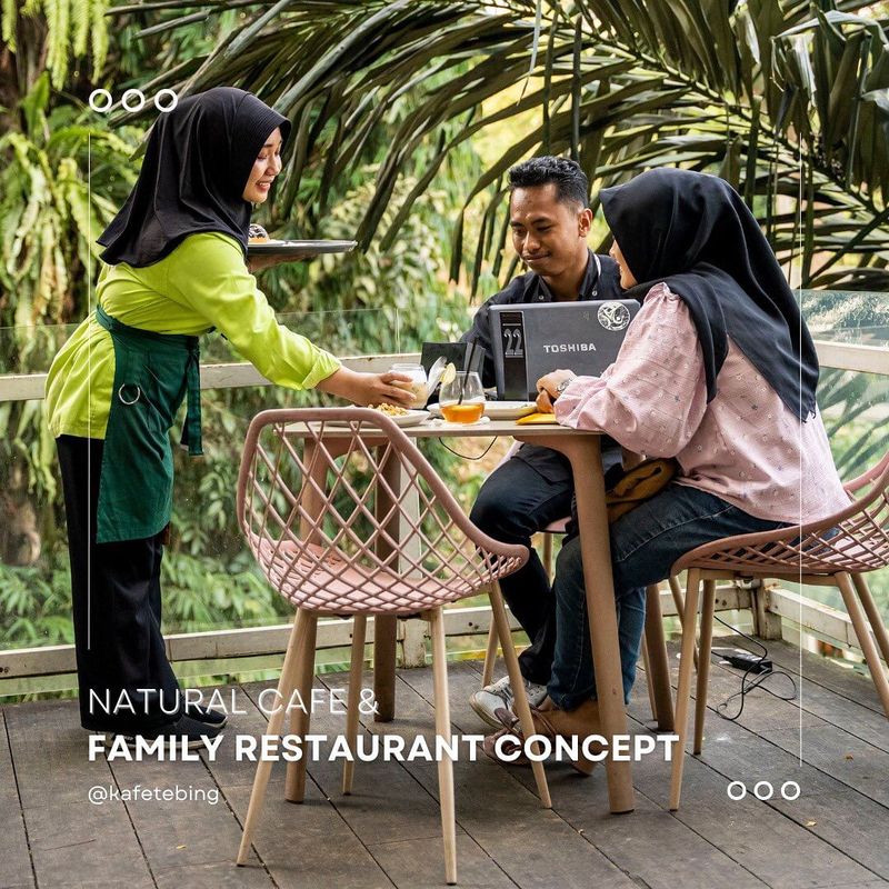 Tempat bukber di Jember: Kafe Tebing.