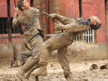 Mengulik Teknis Tinggi Pengambilan Gambar di The Raid