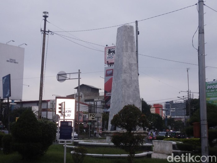 Tugu Proklamasi di Cirebon.
