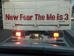 Tulisan Lucu di Belakang Truk, Mana Tahu Jumpa Saat Mudik