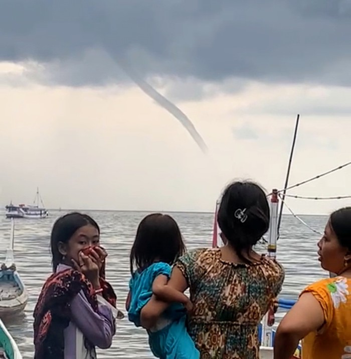 waterspout di Situbondo
